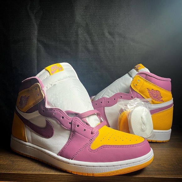!Just In! Jordan Mids Brotherhood (10.5M) main image 4